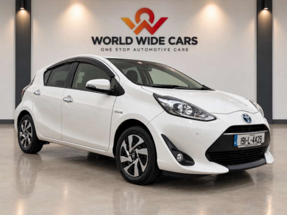 2019 TOYOTA AQUA thumbnail 2