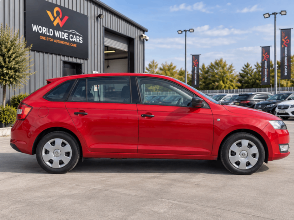 2026 Skoda Rapid Spaceback thumbnail 4