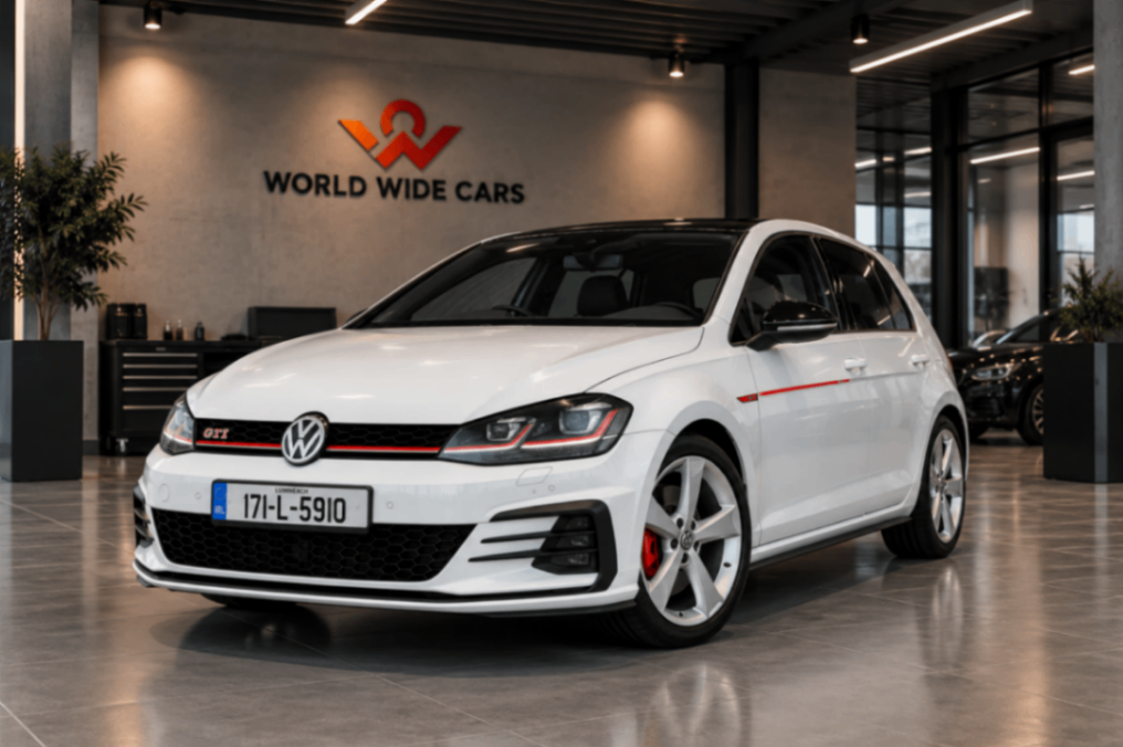 2026 Volkswagen Golf GTI thumbnail 3
